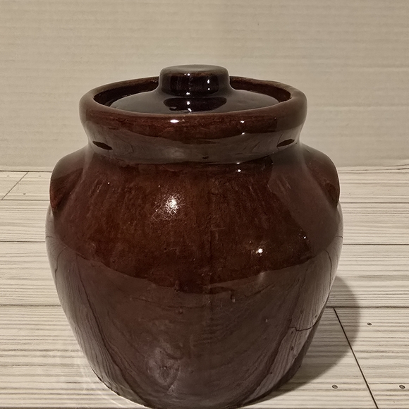 Glossy Dark Brown Ceramic Jar Bean Pot Stoneware Crock - Picture 1 of 14